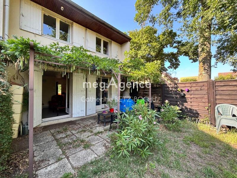 Maison - 103 m² - 5 pièces