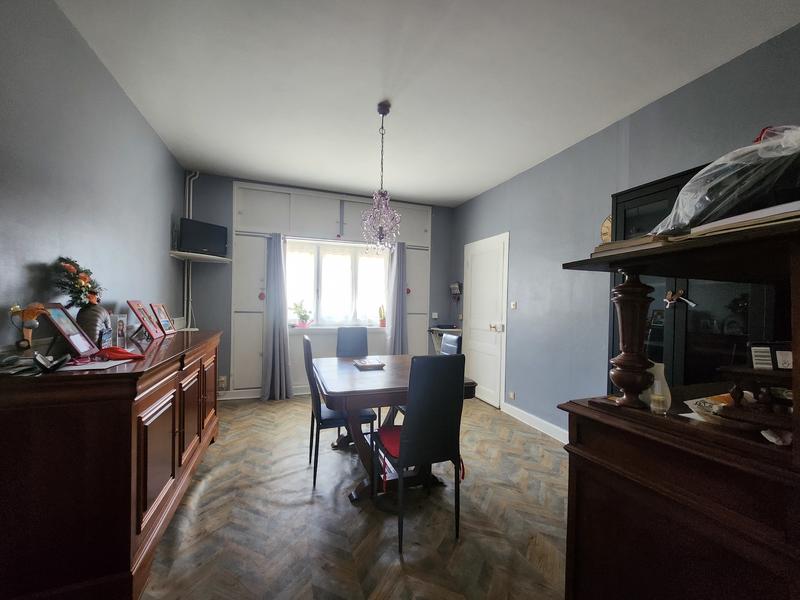 Maison - 100 m² - 6 pièces