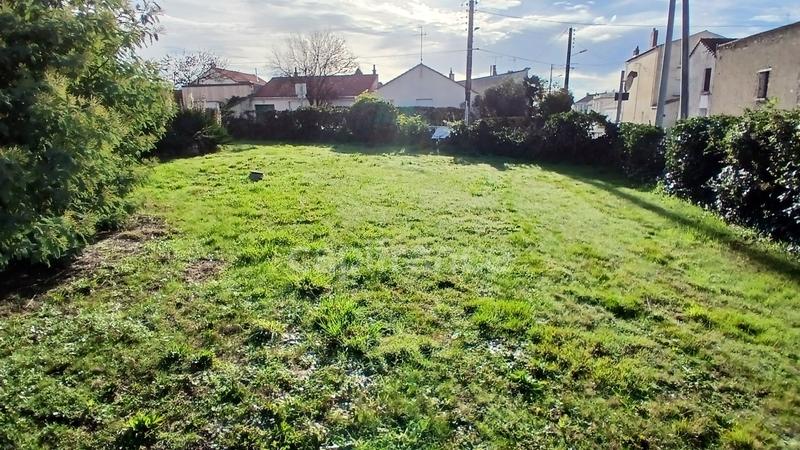 Terrain constructible - 310 m²