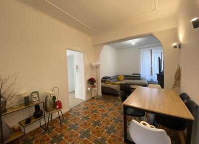 Appartement ancien - 91 m² - 4 pièces