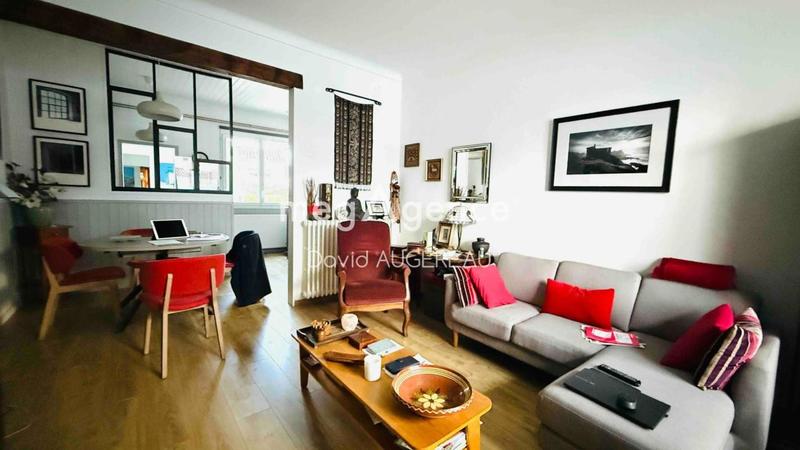 Maison - 98 m² - 4 pièces