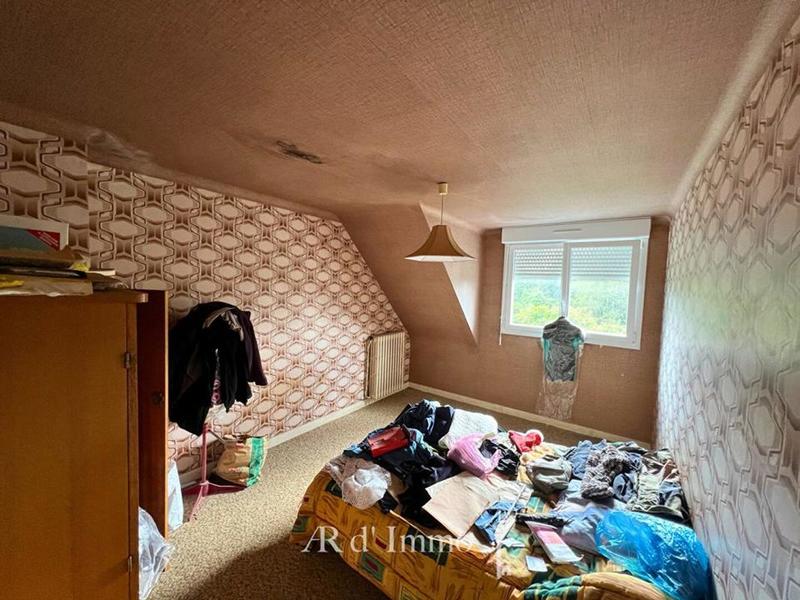 Maison - 168 m² - 9 pièces