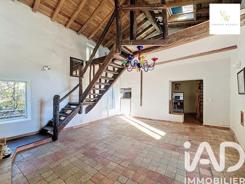 Maison - 199 m² - 9 pièces