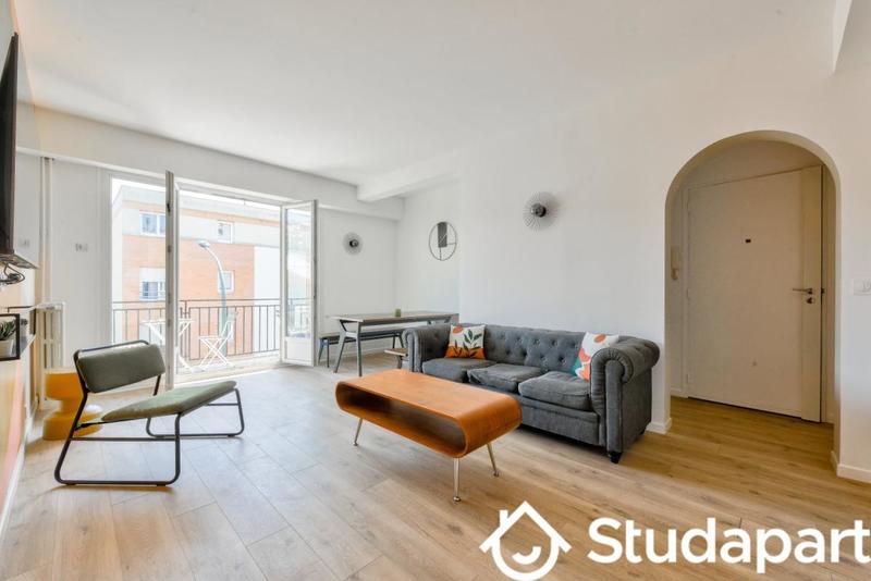 Chambre - 13 m² - 1 pièce