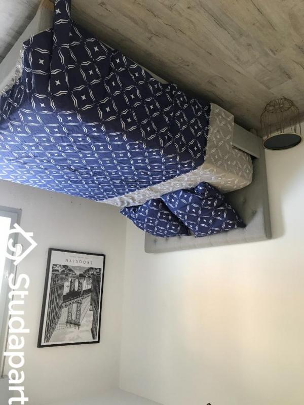 Chambre - 11 m² - 1 pièce