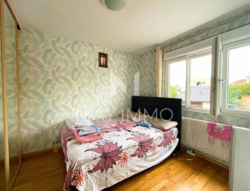 Maison - 175 m² - 7 pièces