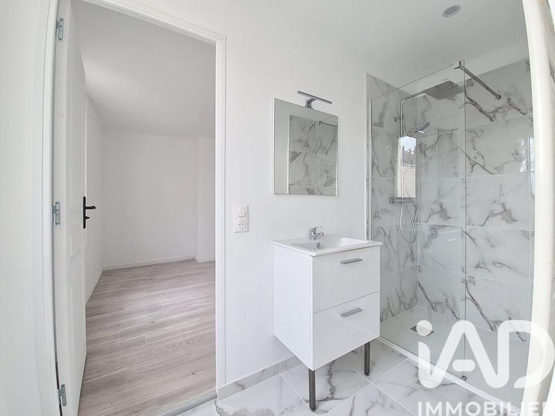 Maison - 92 m² - 4 pièces