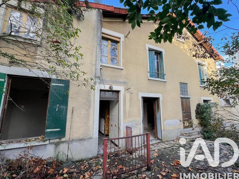 Maison - 140 m² - 7 pièces