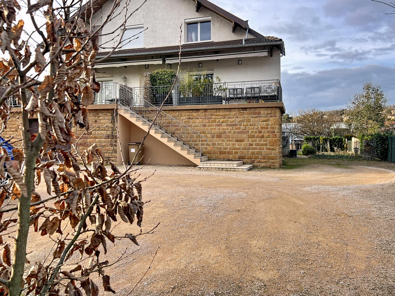 Appartement - 112 m² - 4 pièces