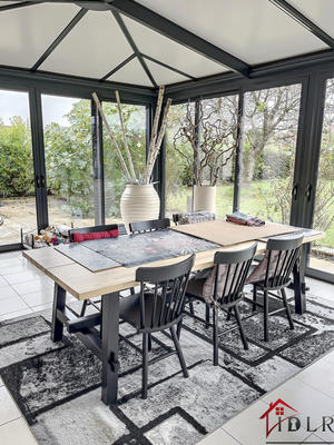 Maison - 180 m² - 6 pièces