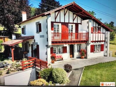 Maison - 152 m² - 7 pièces