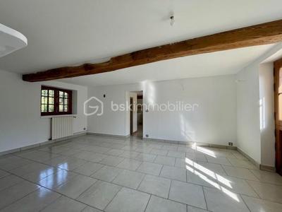 Maison traditionnelle - 115 m² - 4 pièces