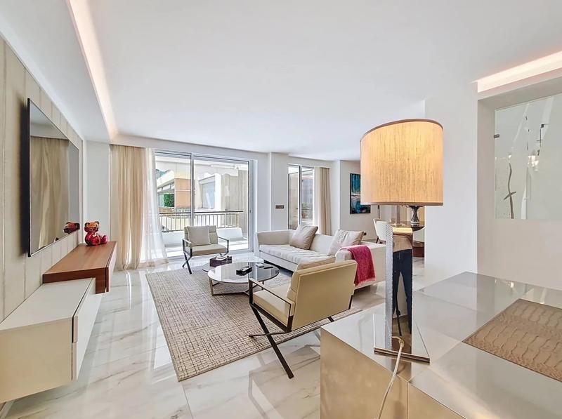 Appartement - 127 m² - 3 pièces