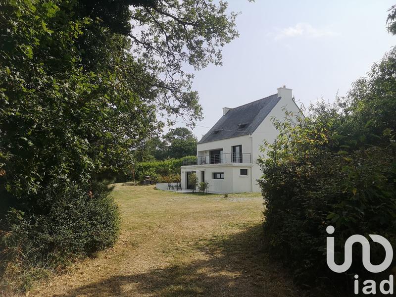 Maison - 246 m² - 10 pièces