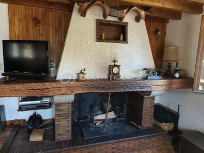 Maison - 205 m² - 6 pièces