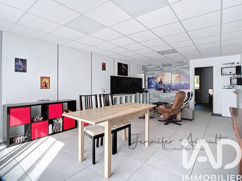Maison - 163 m² - 7 pièces