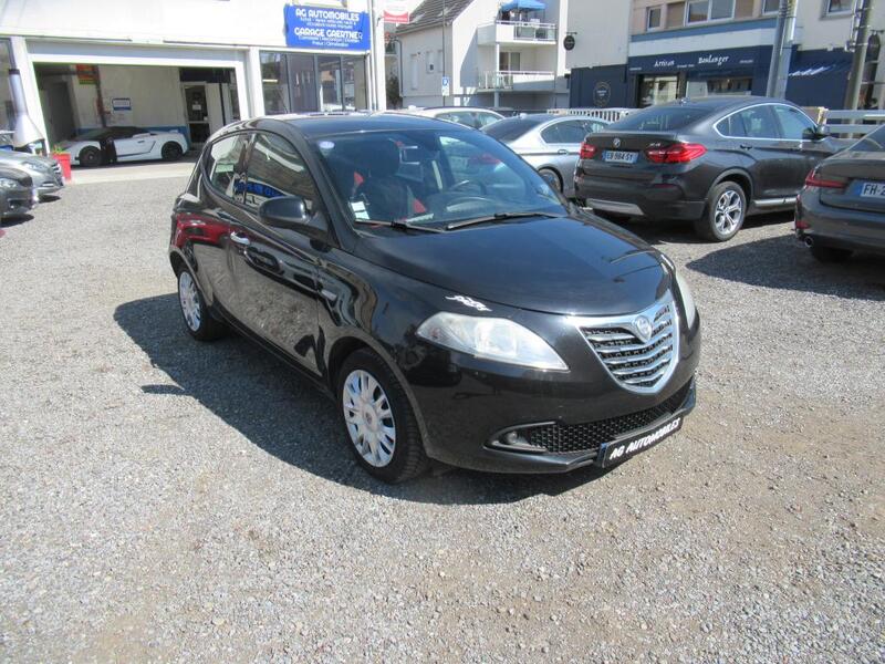 Lancia Ypsilon 69 Ch 1ere Main France