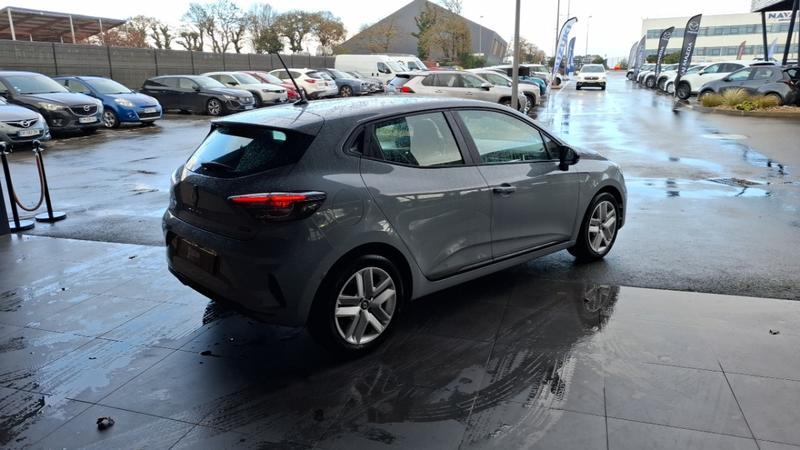 Renault Clio V Evolution E-Tech full hybrid 145