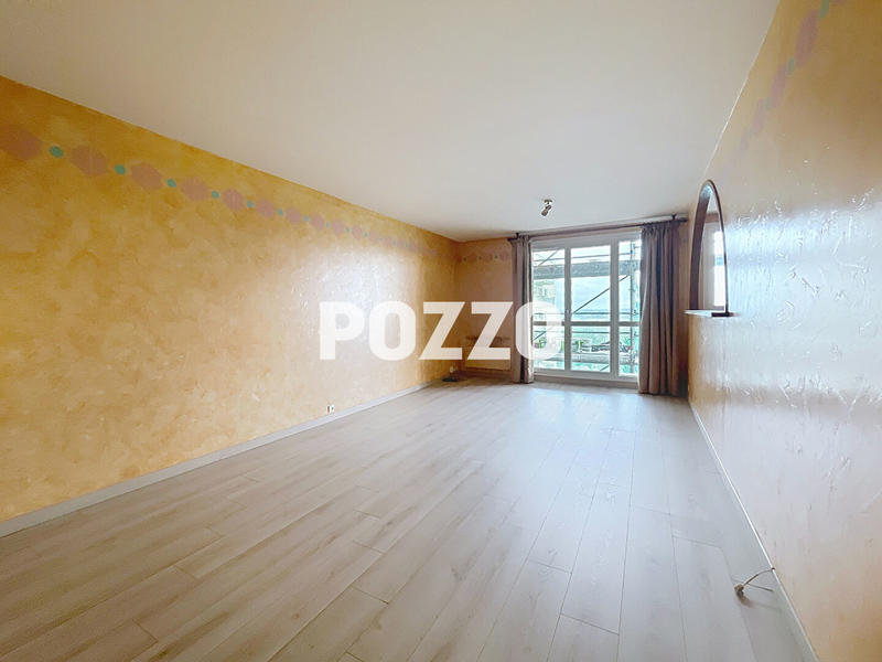 Appartement - 84 m² - 4 pièces
