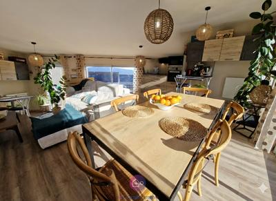 Appartement - 83 m² - 5 pièces