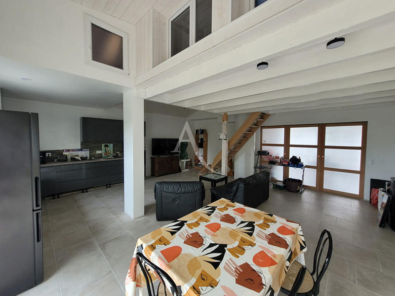 Maison - 73 m² - 3 pièces