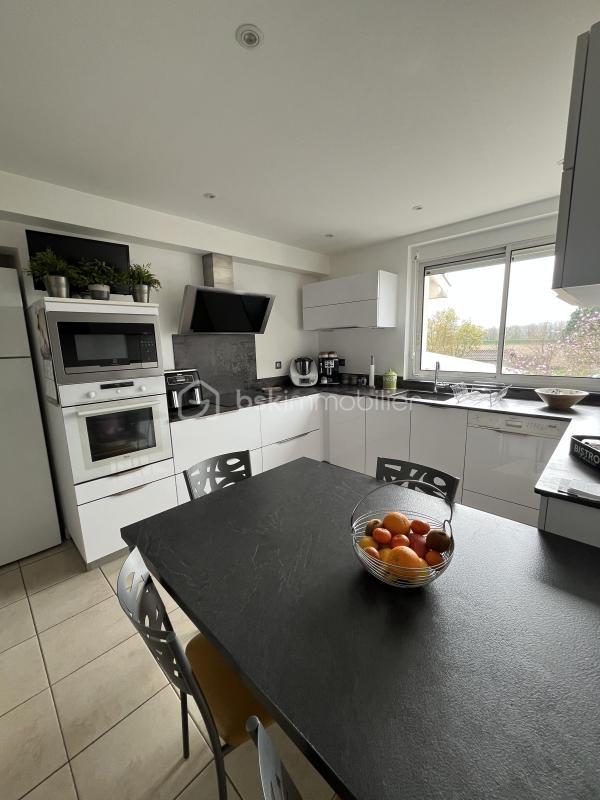 Maison - 158 m² - 6 pièces