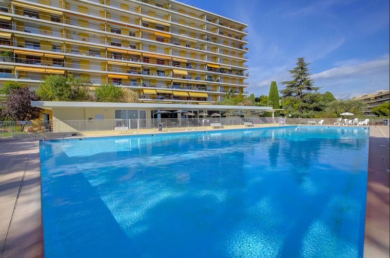 Appartement - 80 m² - 3 pièces