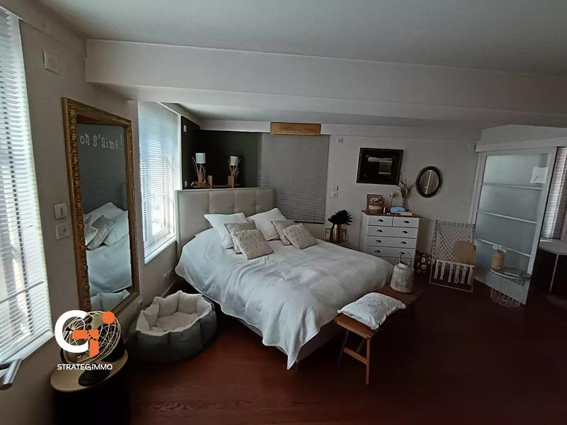 Appartement - 138 m² - 7 pièces