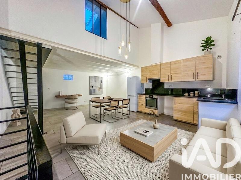 Appartement - 75 m² - 3 pièces