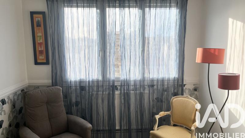 Appartement - 105 m² - 6 pièces