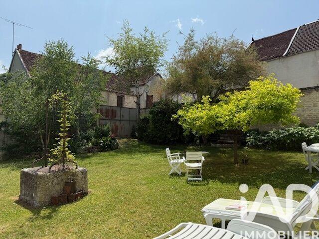 Maison de village - 314 m² - 11 pièces