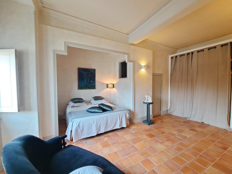 Maison - 247 m² - 6 pièces