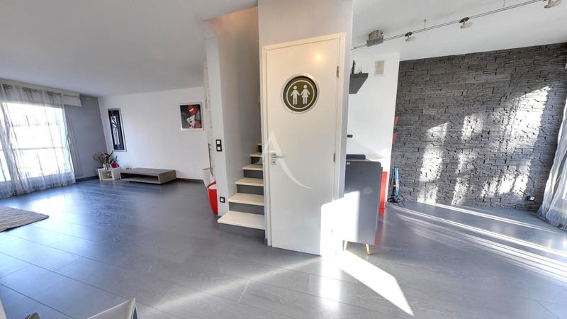 Appartement - 77 m² - 4 pièces