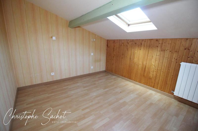 Maison - 198 m² - 9 pièces