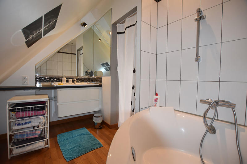 Longère - 231 m² - 7 pièces