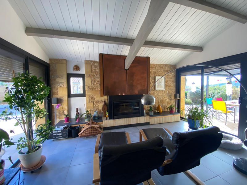 Maison - 202 m² - 7 pièces