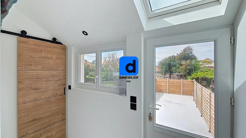 Maison - 90 m² - 5 pièces