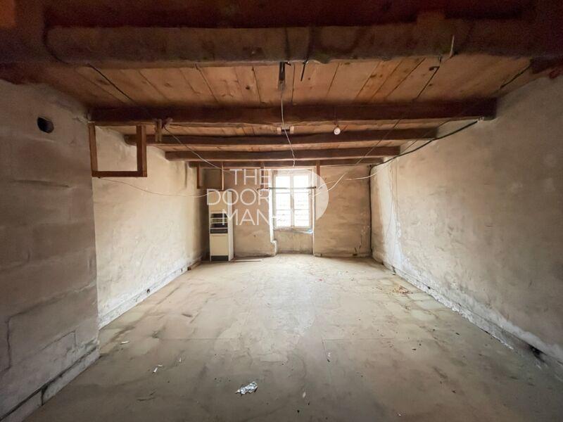 Maison - 436 m² - 8 pièces