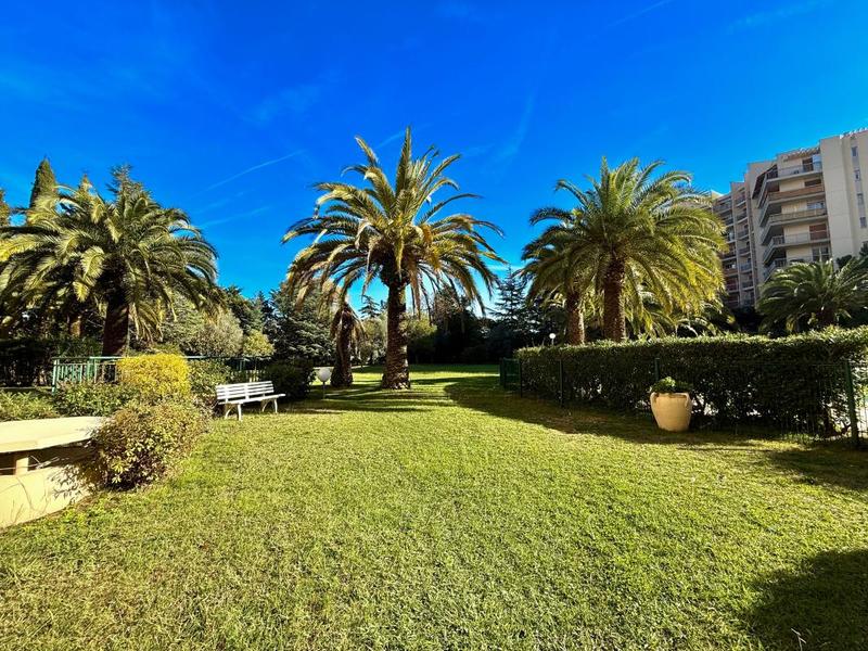 Studio - 29 m² - 1 pièce