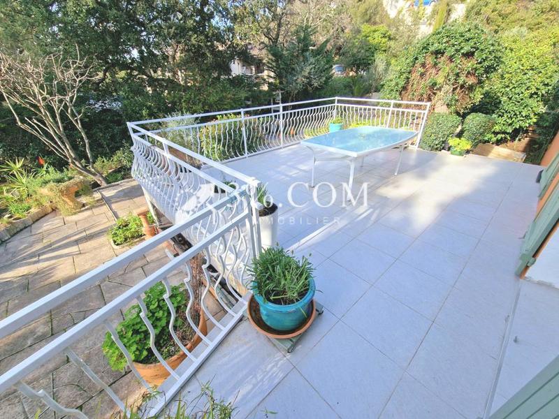 Maison - 103 m² - 5 pièces