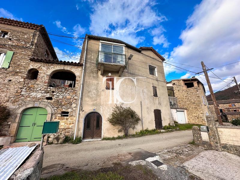 Maison - 135 m² - 7 pièces