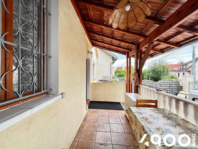 Maison - 152 m² - 6 pièces