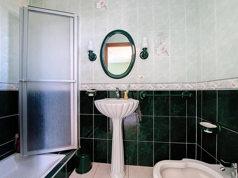 Maison - 271 m² - 5 pièces