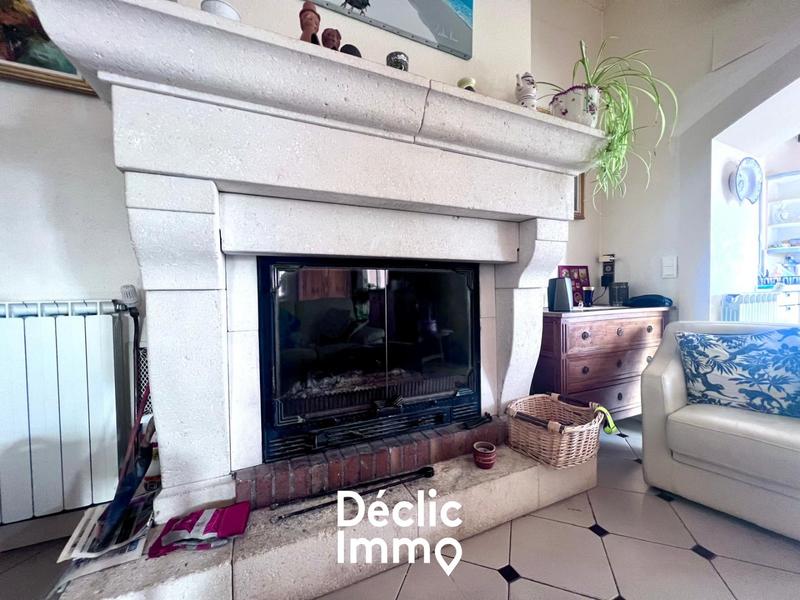 Maison - 211 m² - 6 pièces