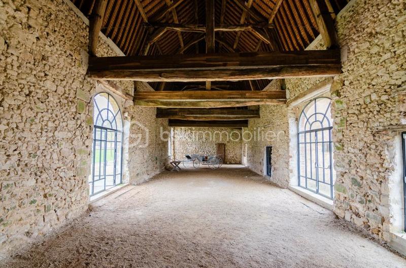 Château - 280 m² - 14 pièces