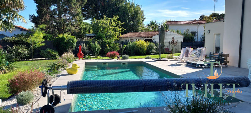 Maison contemporaine - 172 m² - 6 pièces