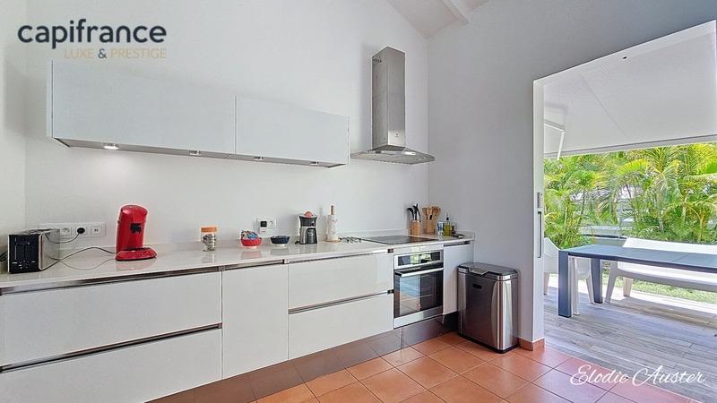 Propriété - 145 m² - 5 pièces