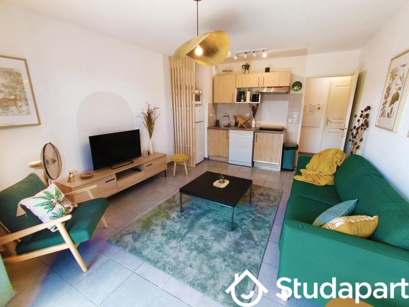 Chambre - 10 m² - 1 pièce