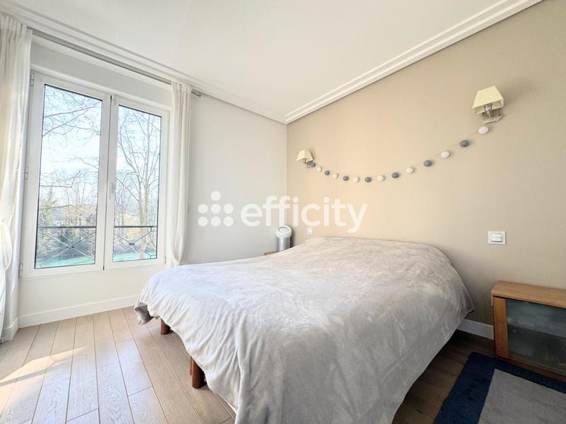 Maison - 170 m² - 7 pièces