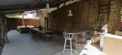 Maison - 320 m² - 11 pièces